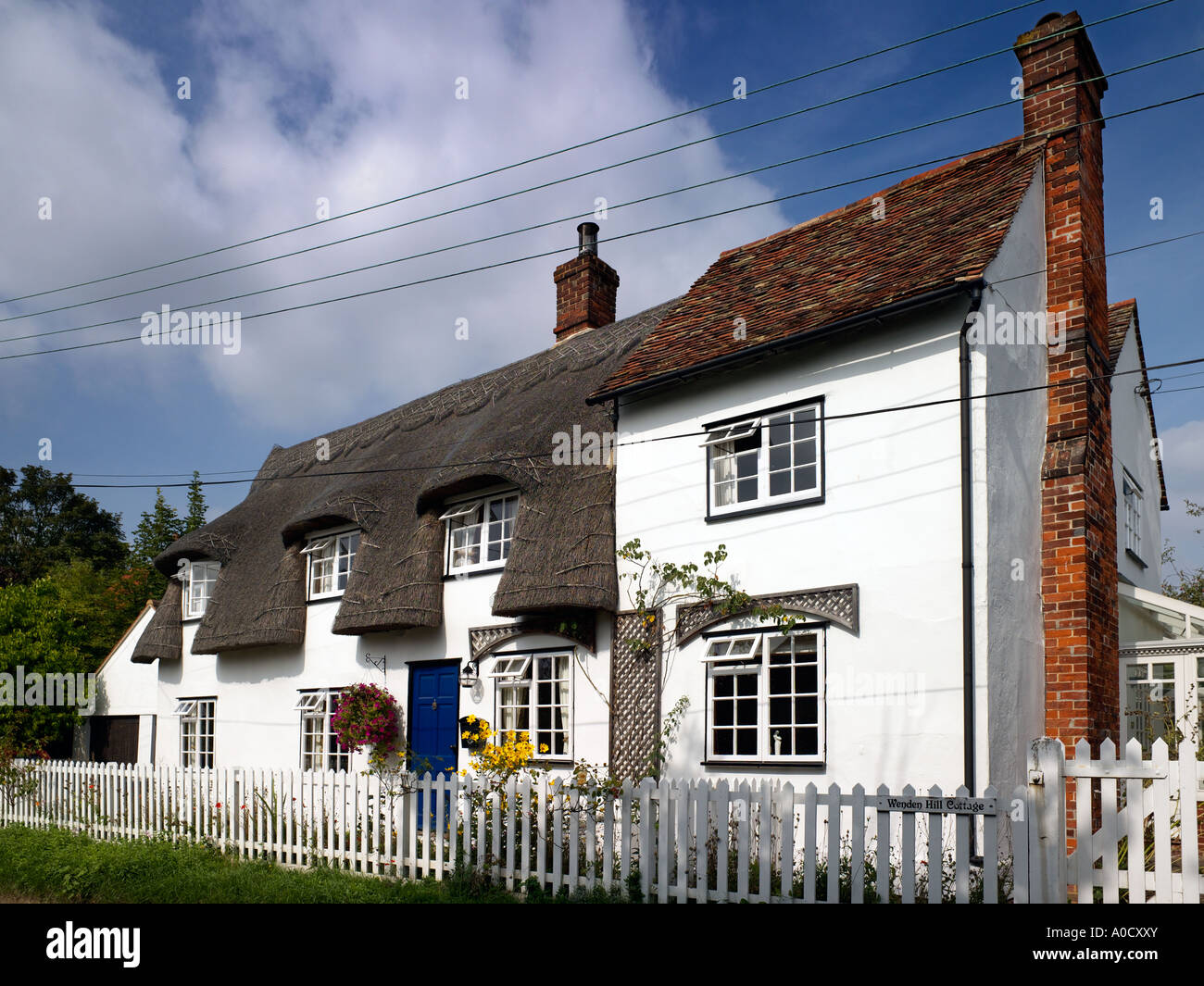 Old part thatched house near Saffron Walden Stock Photo Alamy