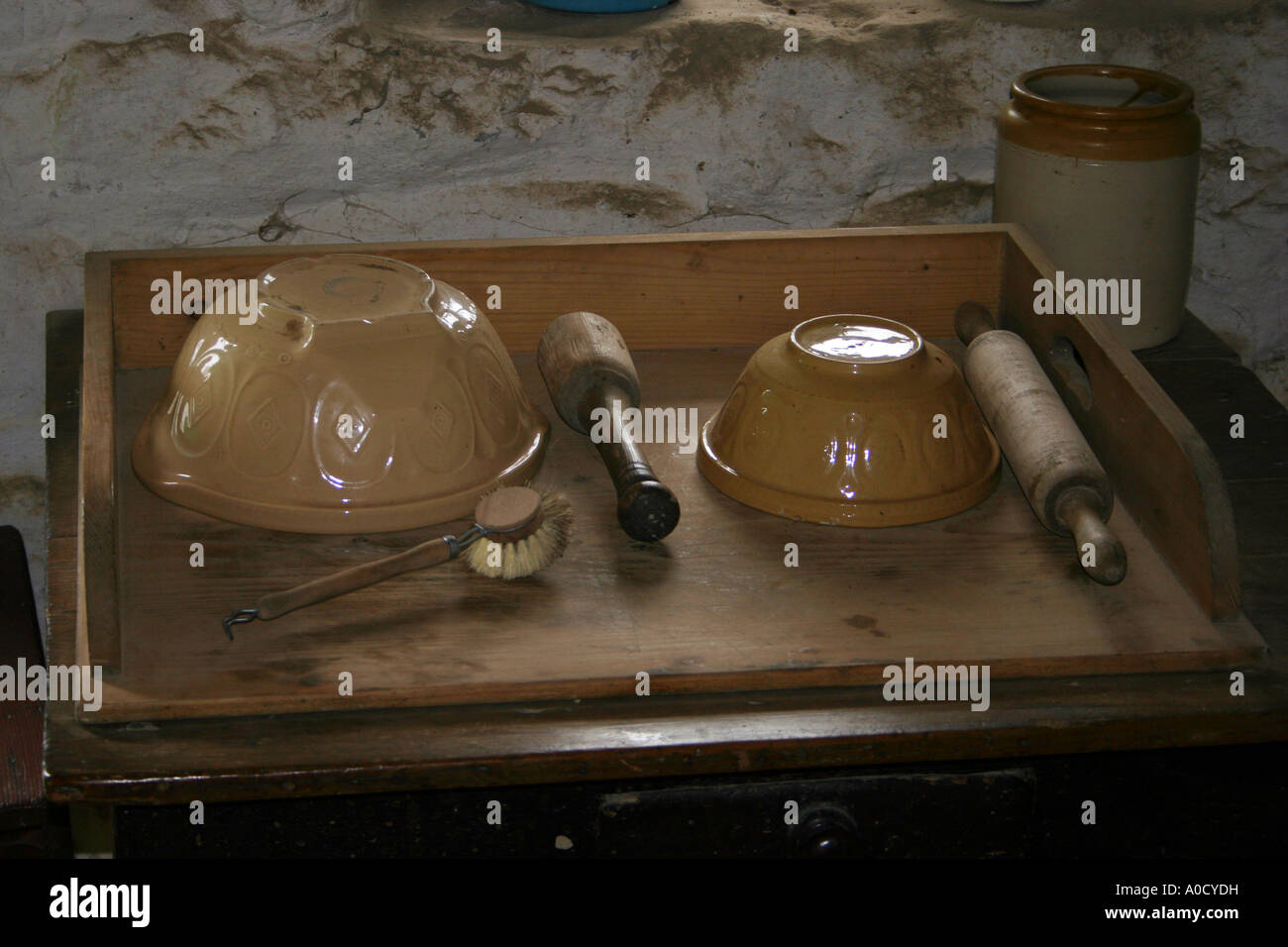 Old cottage kitchen ireland hires stock photography and images Alamy