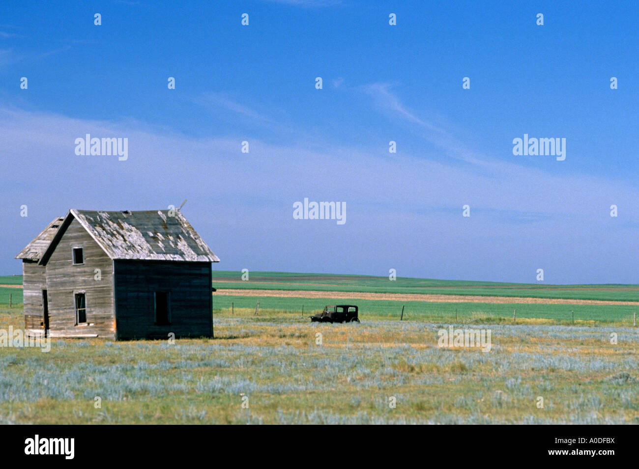 An abandoned shack in North Dakota Stock Photo Alamy