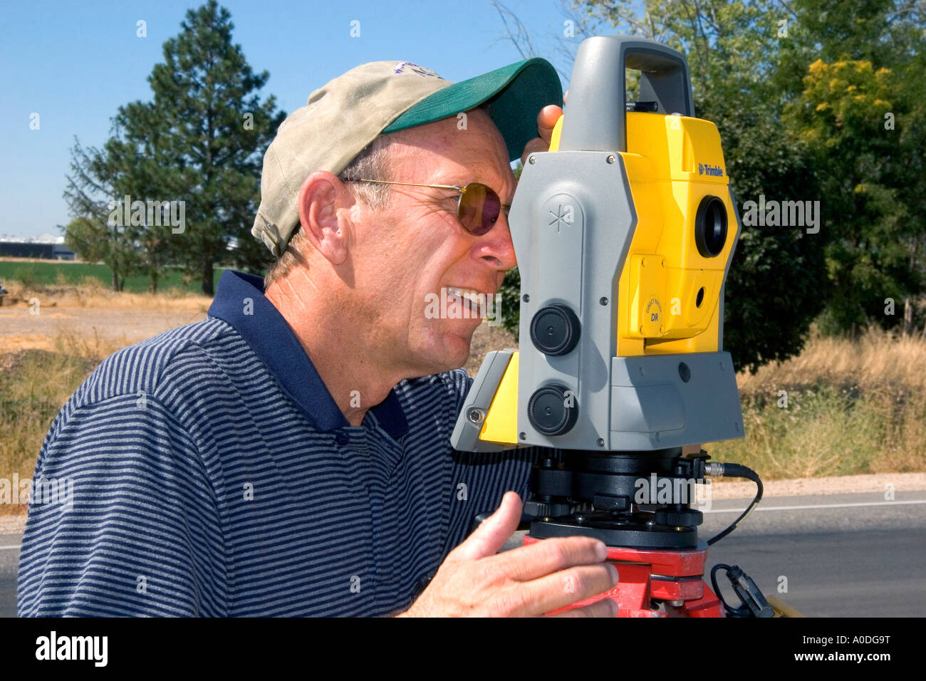 нивелир 2022 года. лазерный уровень ada 4d. 0 601 063 s00 лазерный нивелир gll 3-80 + кейс. Laser level 400mm. лазерный нивелир 3д а00545.