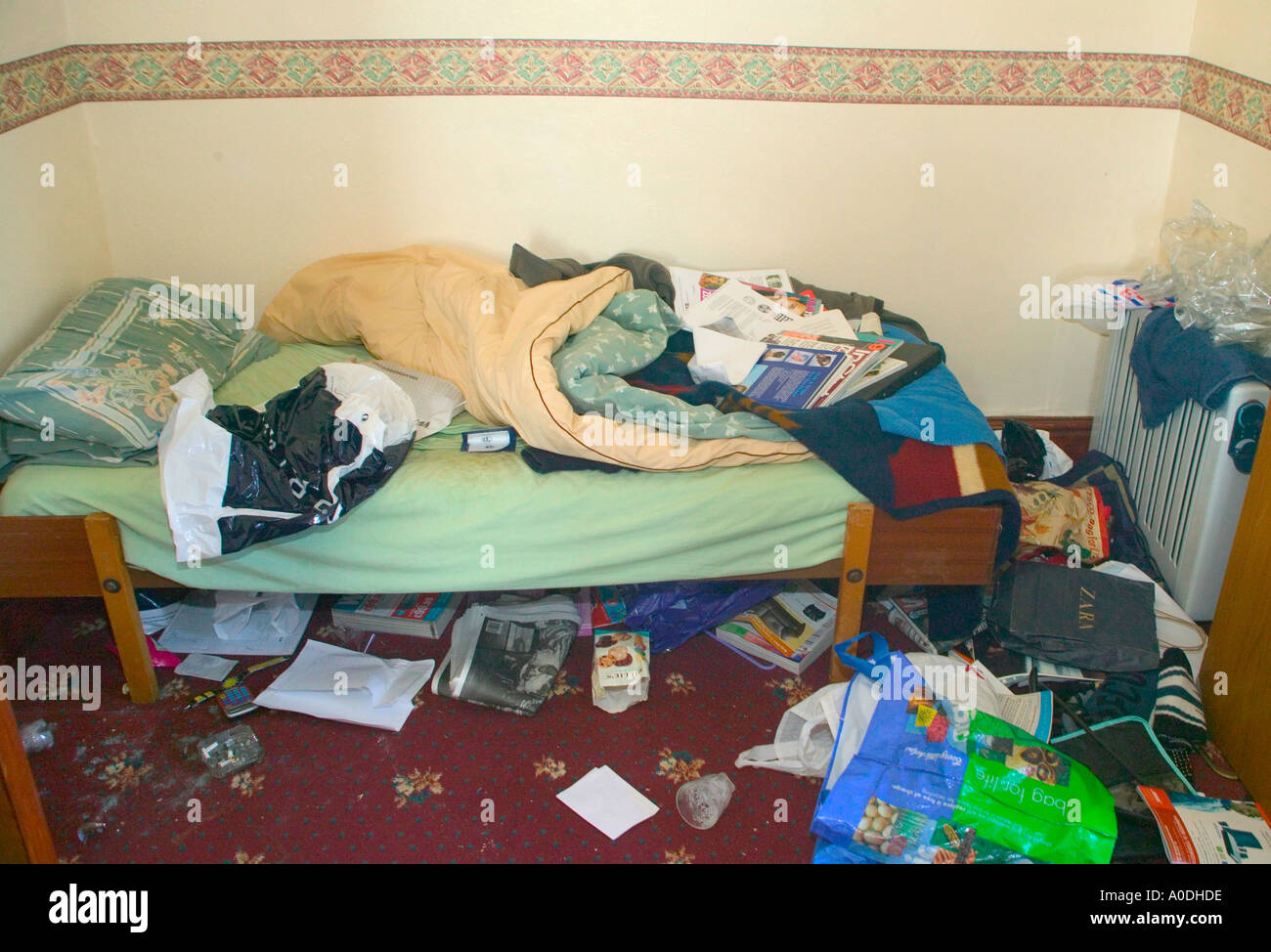 bedsit disfunctional student mess Stock Photo