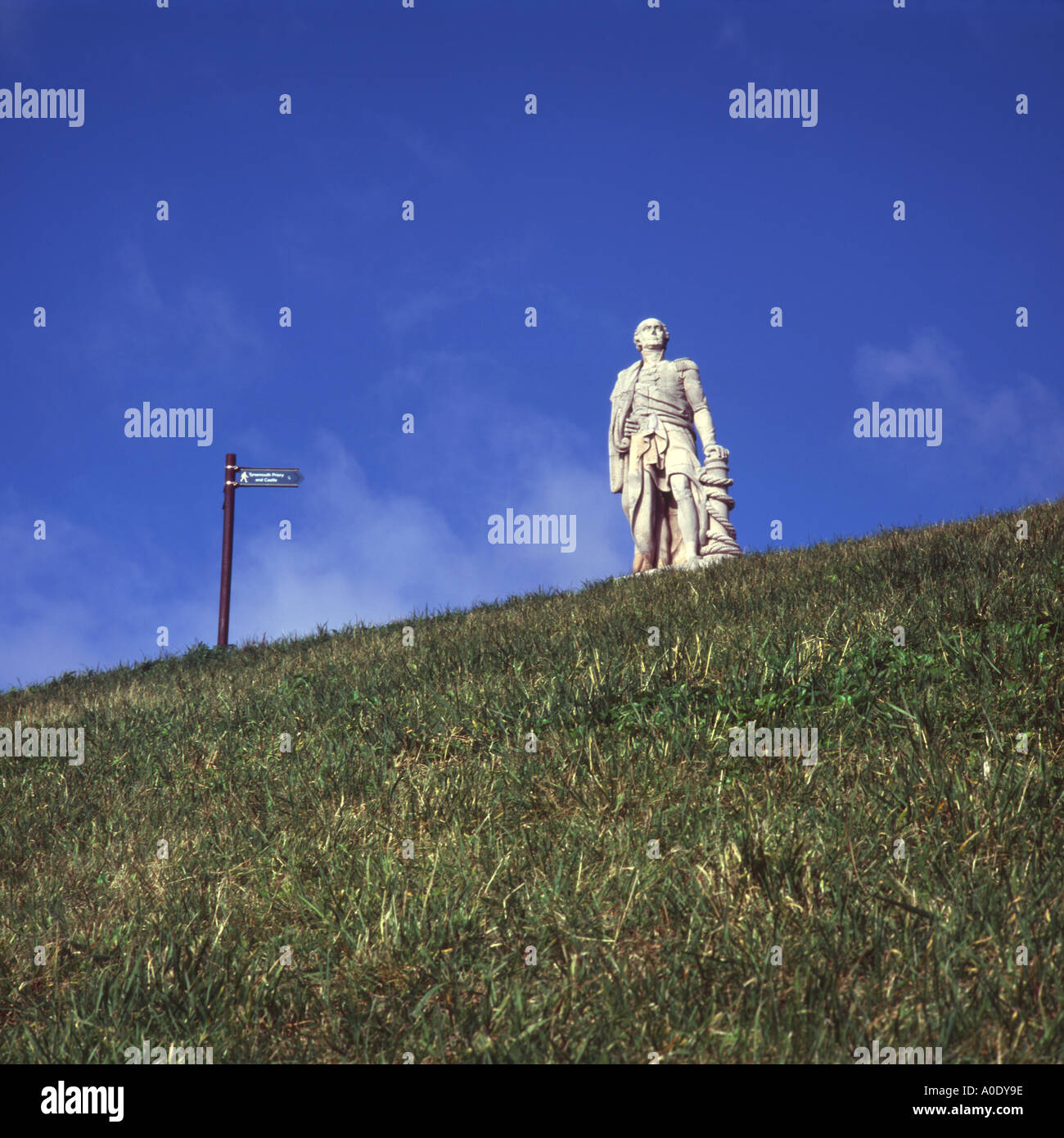 Monument to Lord Collingwood at Tynemouth UK Stock Photo Alamy