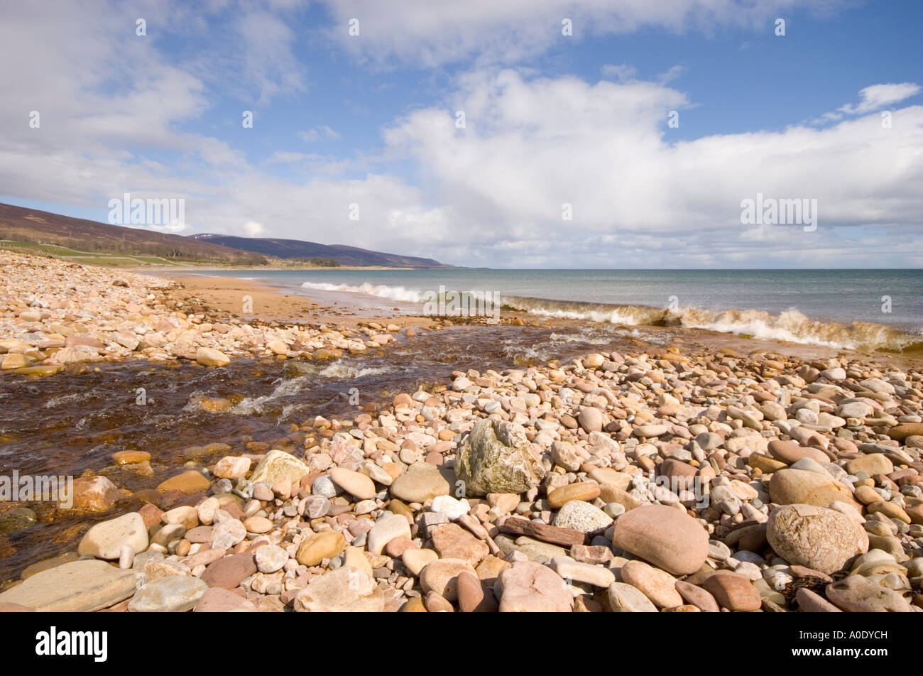 Blue sea waves rocky beach hi-res stock photography and images - Alamy