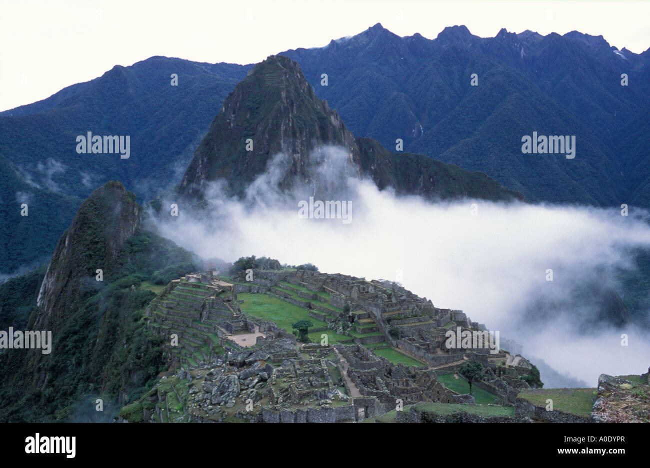 Machu picchu site peru hi-res stock photography and images - Alamy