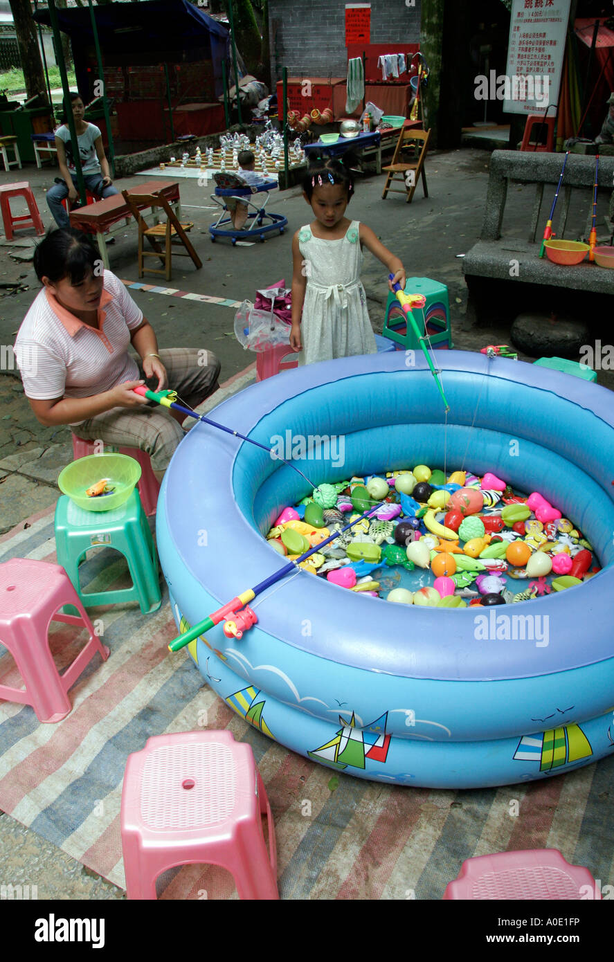 blue paddling pool