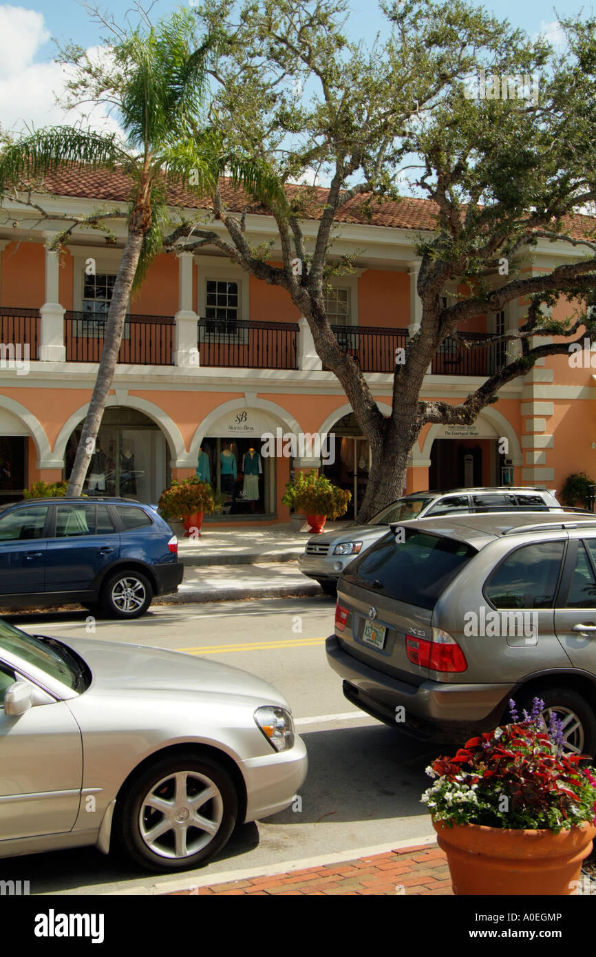 Shops in the exculsive resort of Naples Florida USA Stock Photo Alamy