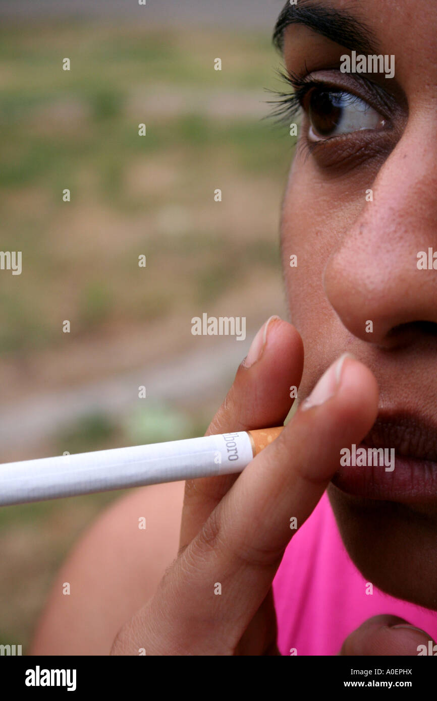Women smoking marlboro cigarette hires stock photography and images
