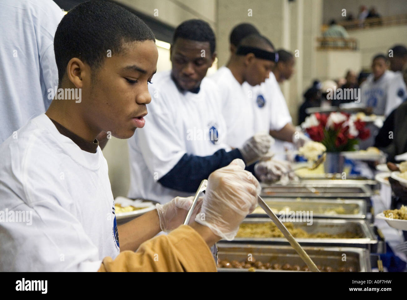 Restaurants open thanksgiving maryland heights mo