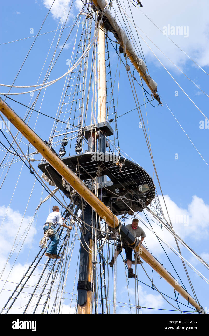 18th century ship mast hires stock photography and images Alamy
