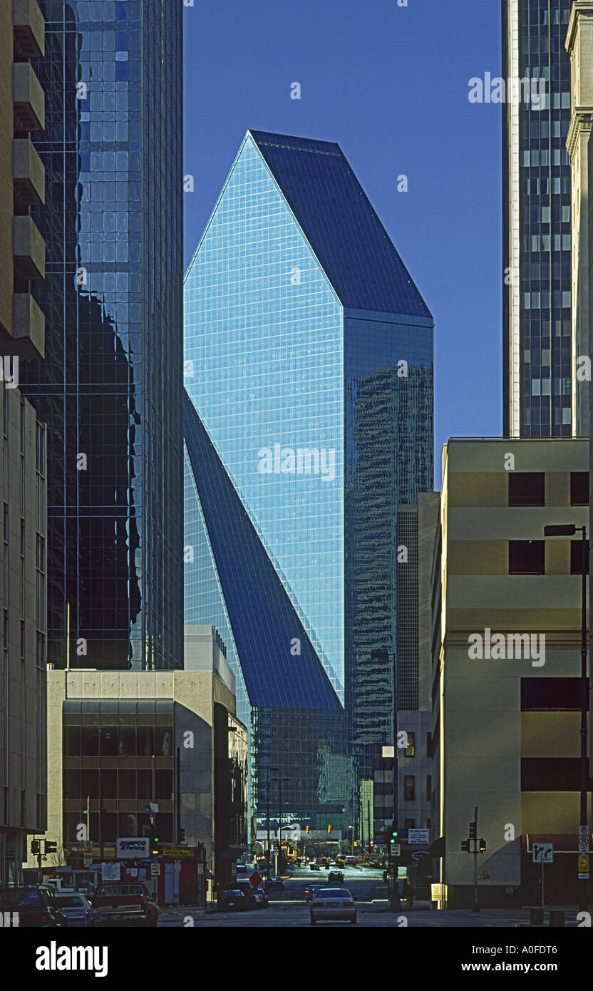 Fountain Place, designed by I.M. Pei, Dallas, Texas, USA Stock Photo