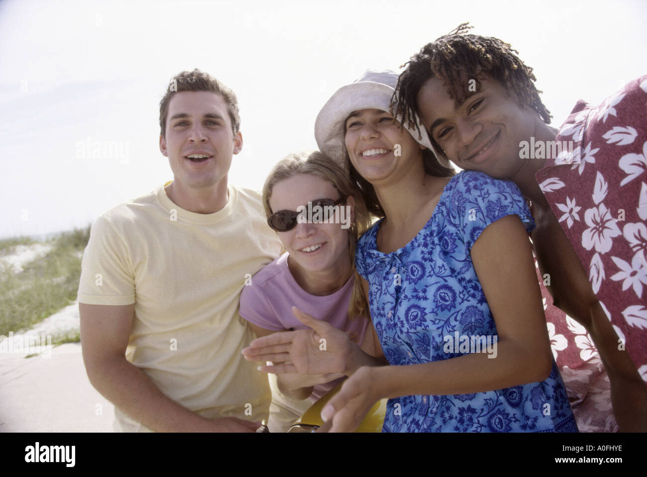 Group of teenagers hi-res stock photography and images - Alamy