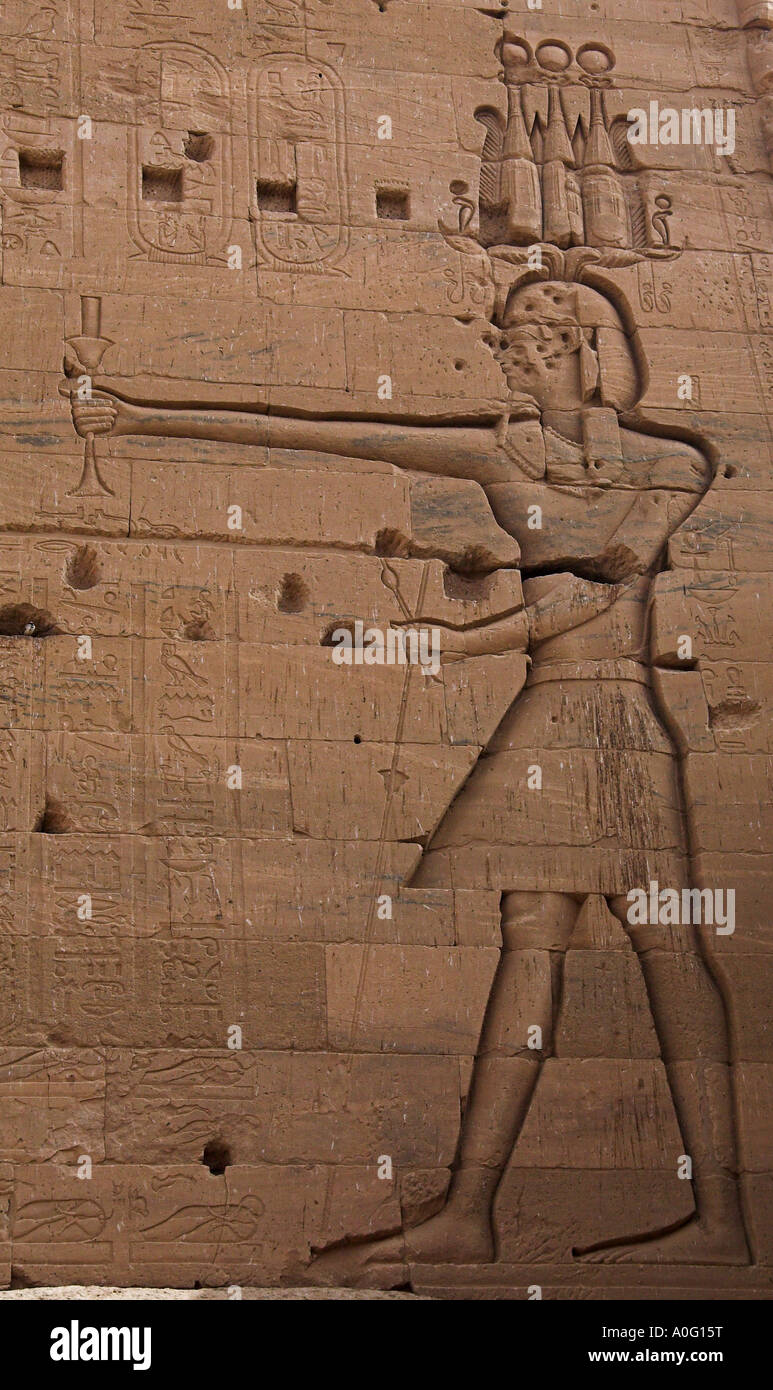 Ancient egyptian incense hires stock photography and images Alamy