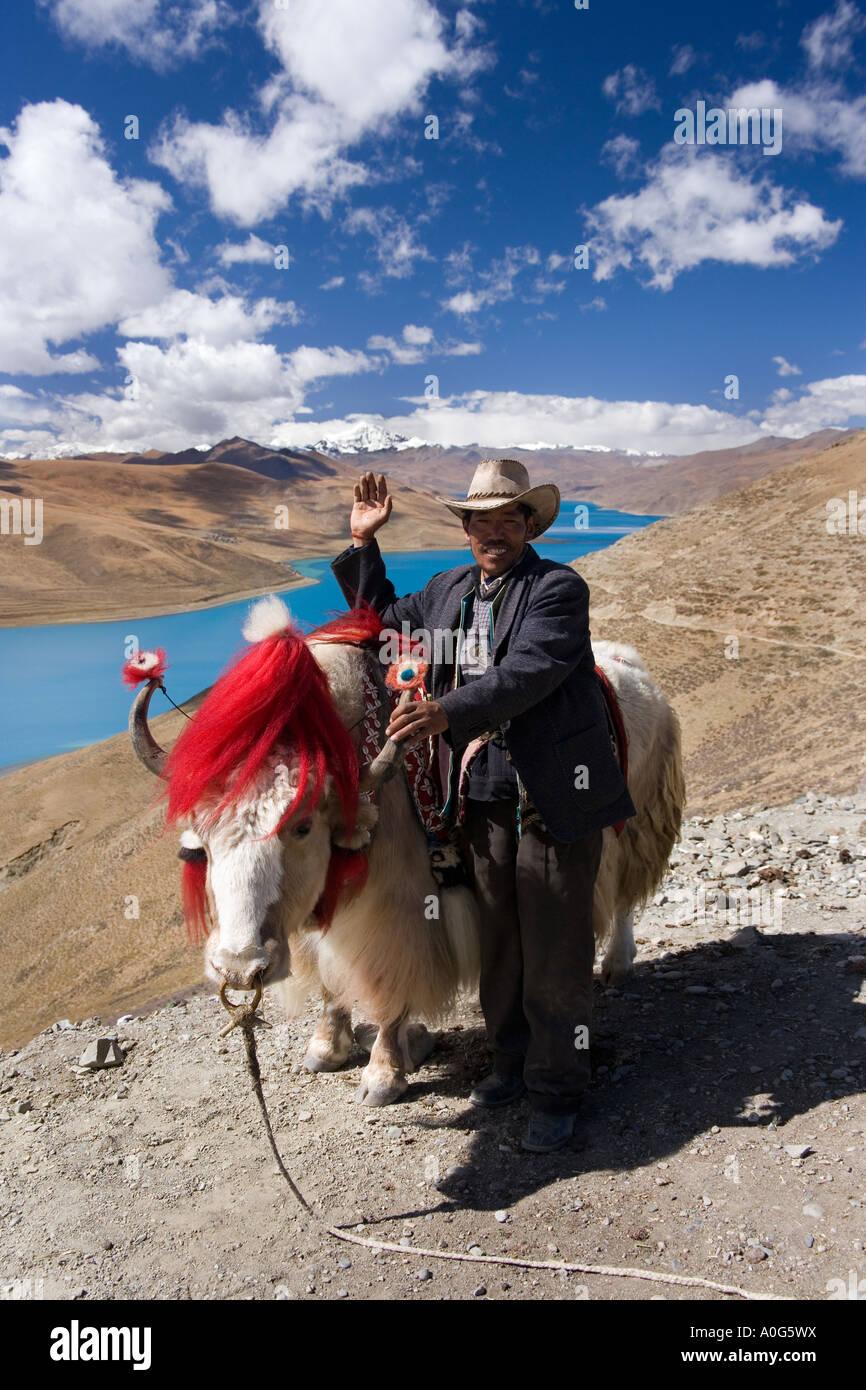 Lake tibet china hi-res stock photography and images - Alamy