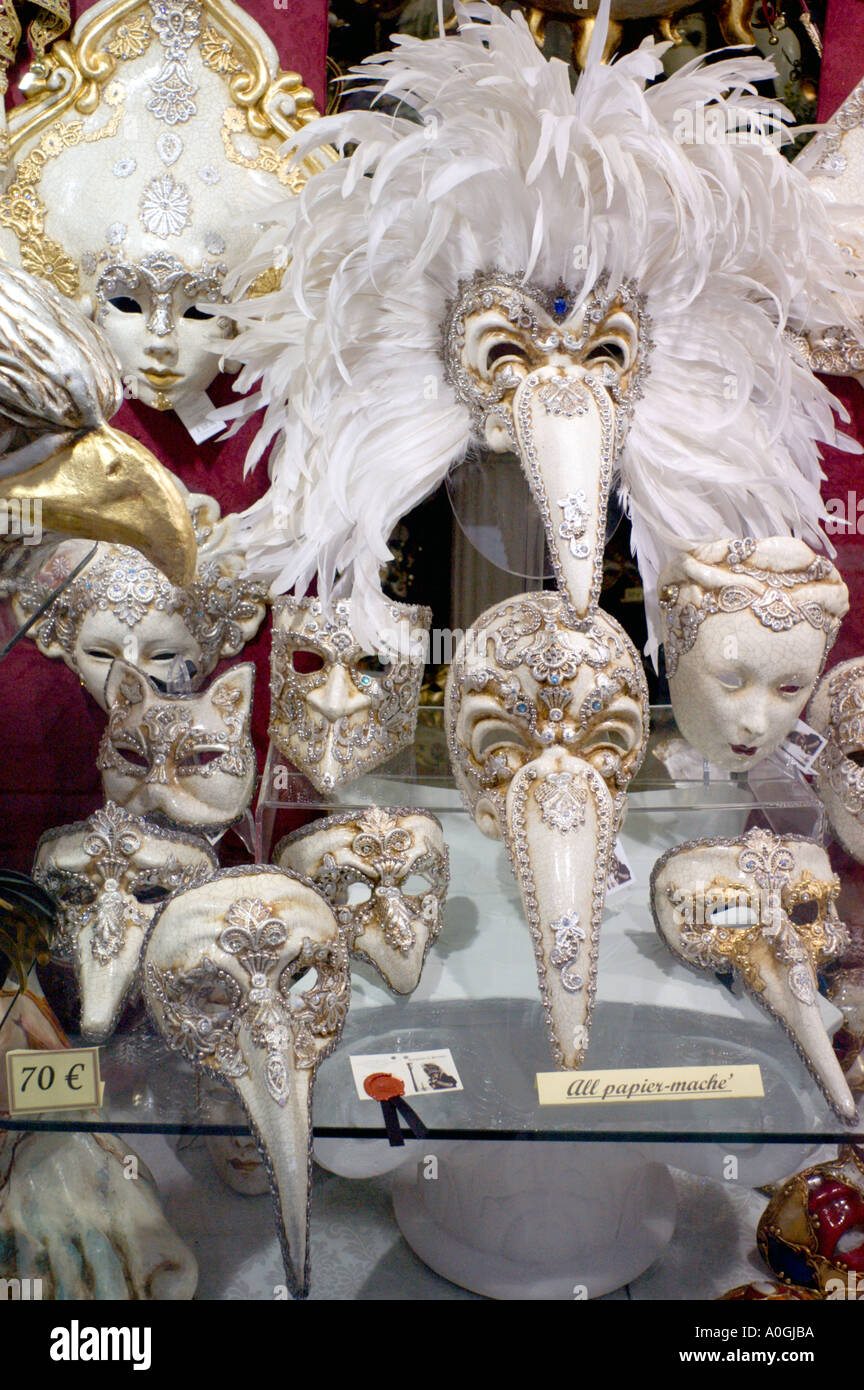Window display of souvenir masks in Venice Italy Stock Photo Alamy