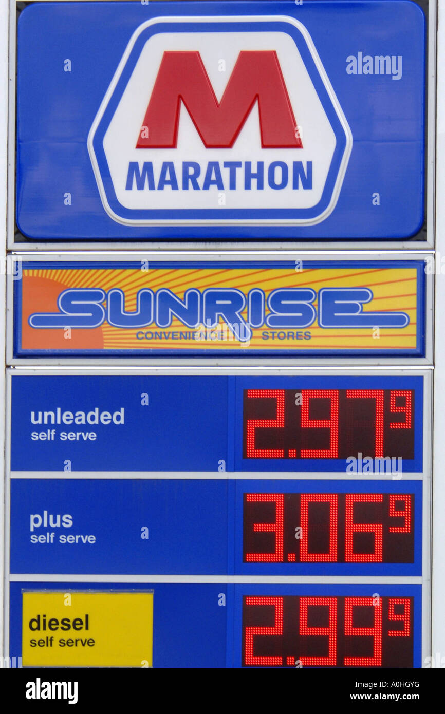 Marathon filling station hires stock photography and images Alamy