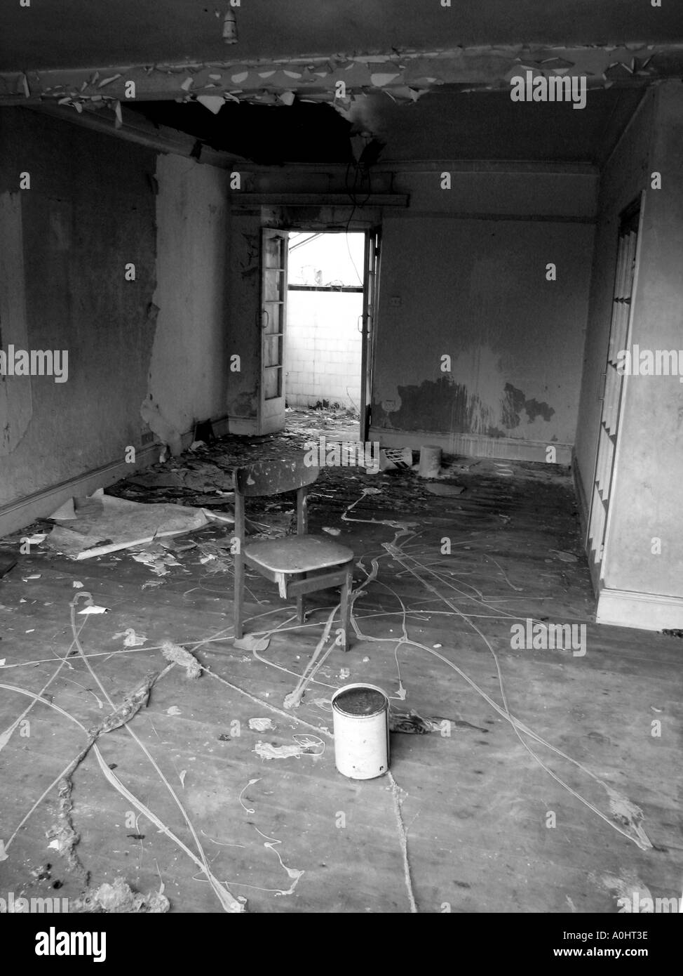 Home uninhabitable hires stock photography and images Alamy