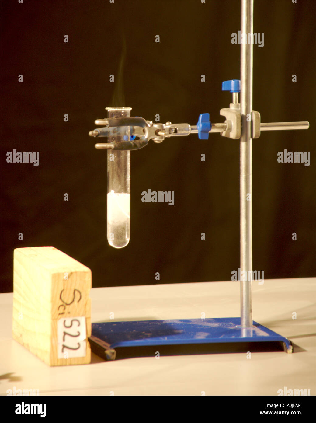 science laboratory equipment Stock Photo Alamy