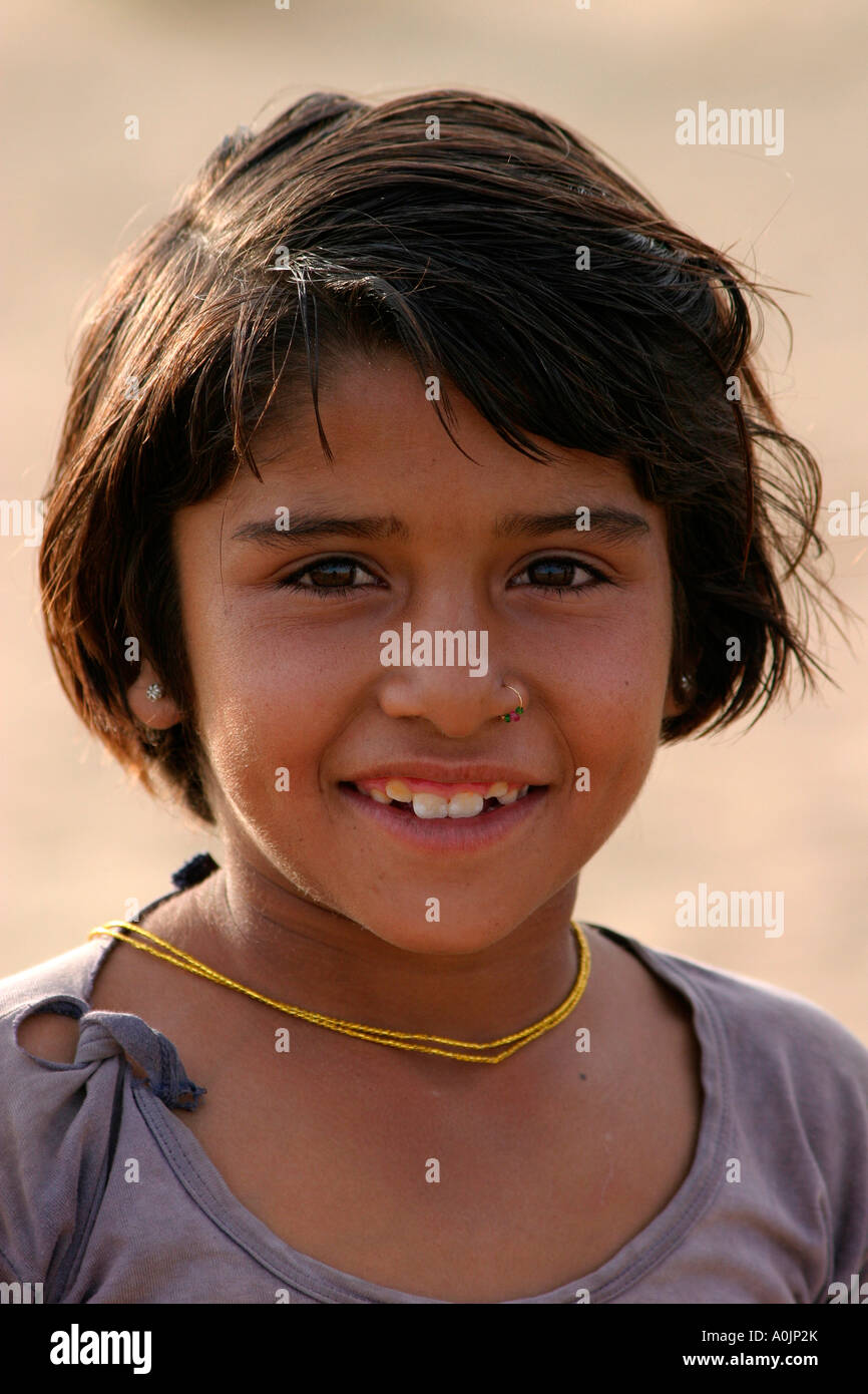 Tribal girl in rajasthan hi-res stock photography and images - Alamy