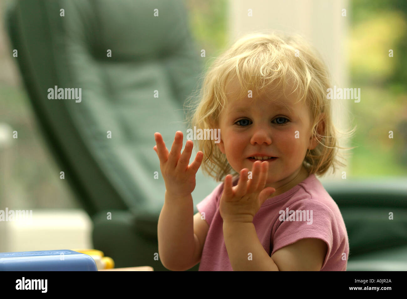 Toddler Girl Blonde Blue Eyes Picture Includes Hands Stock Photo Alamy toddler-girl-blonde-blue-eyes-picture-includes-hands-stock-photo-alamy