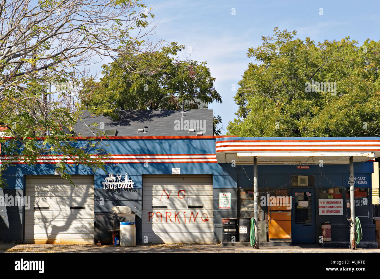 Texas austin abandoned gas station hires stock photography and images