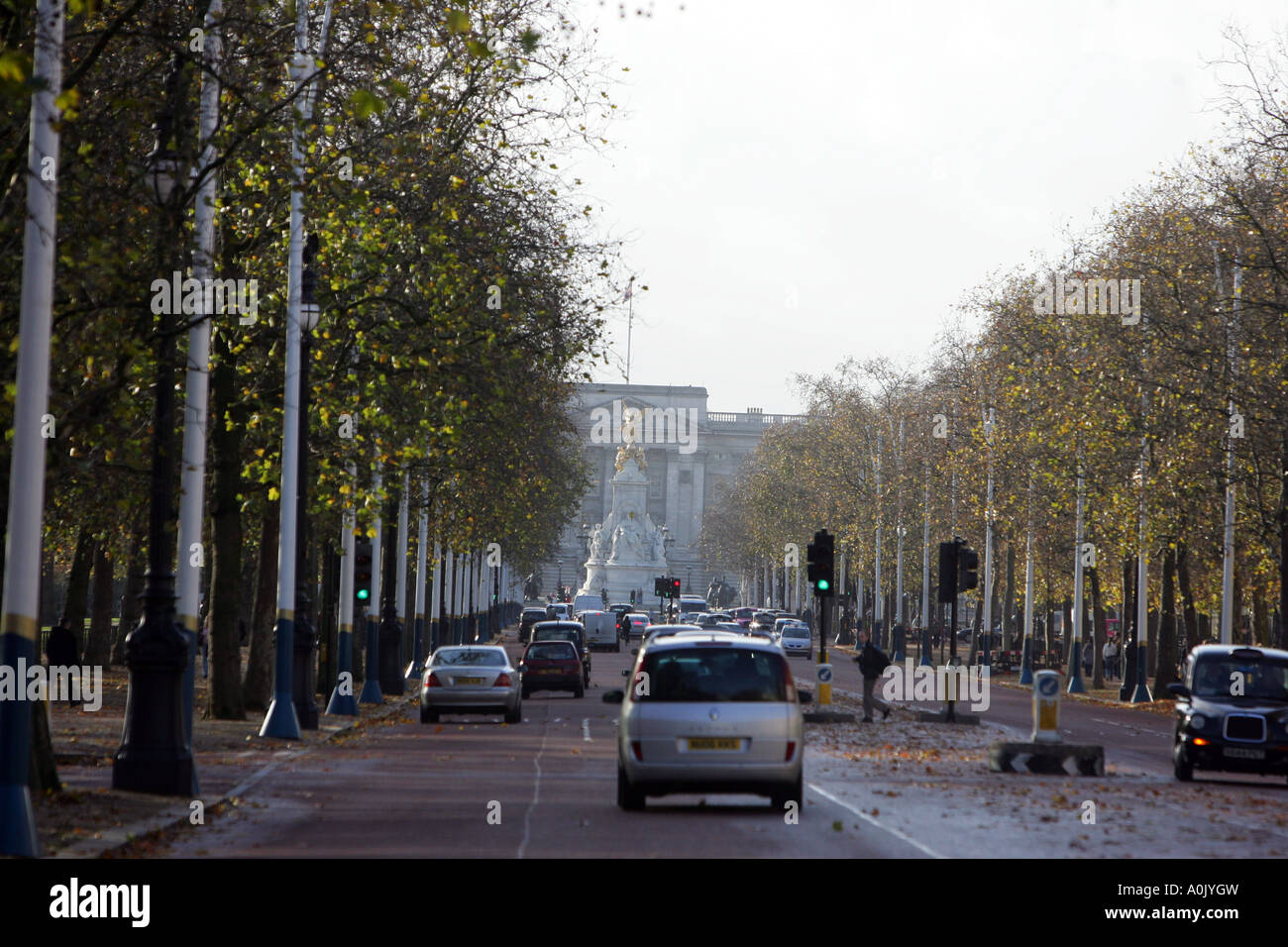 Royal clock buckingham palace hires stock photography and images Alamy