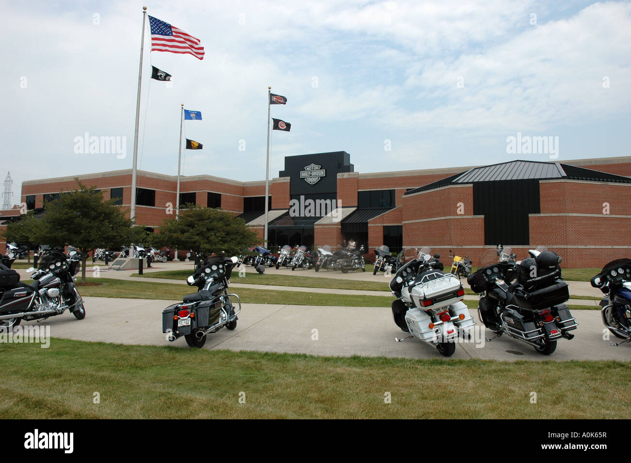 P31 289 HarleyDavidson Factory Parking Lot Horz Flags 2 Milwaukee