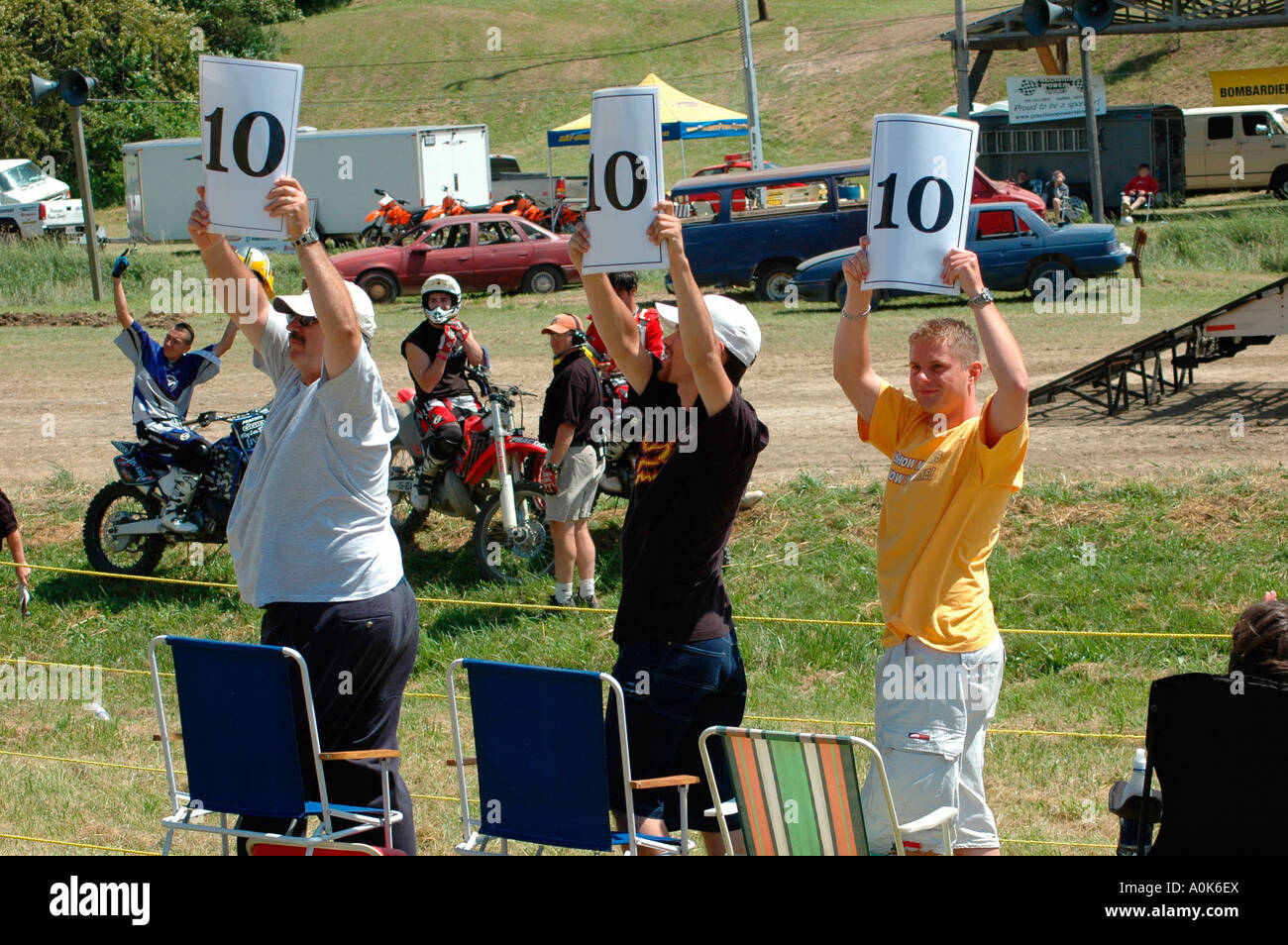 Judges score cards High Resolution Stock Photography and Images Alamy