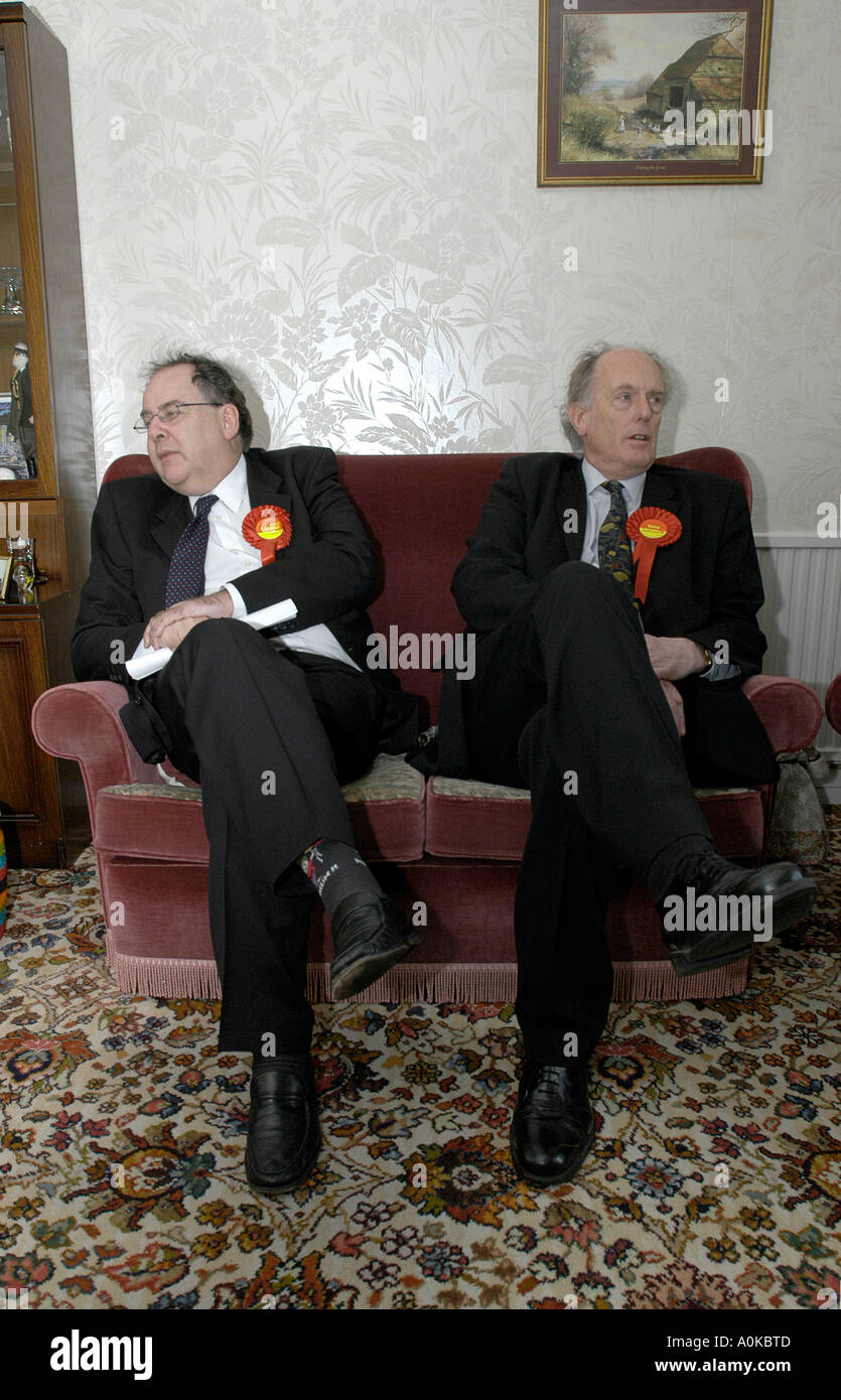Dr Ian Gibson MP and Lord Chancellor Charles Falconer Stock Photo Alamy