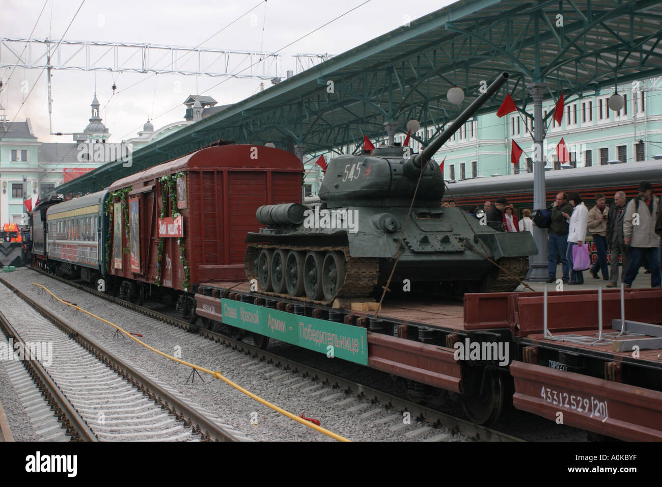 World war two transport locomotive hi-res stock photography and images ...