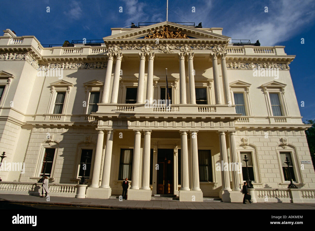 The Institute of Directors building in Pall Mall, London, England Stock Photo
