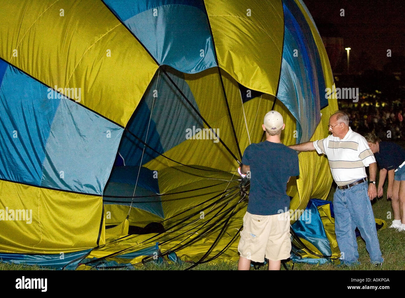 Deflating a hot air balloon Stock Photo Alamy