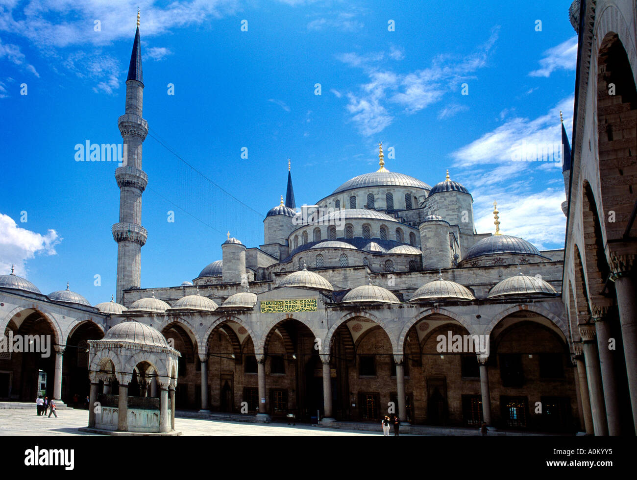 Istanbul Turkey Blue Mosque Courtyard Stock Photo - Alamy