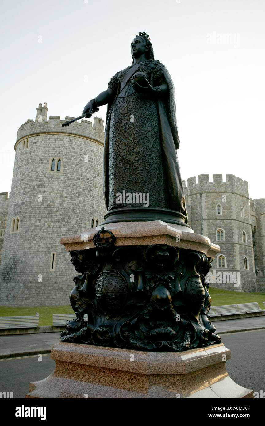 Statue of Queen Victoria Windsor England Stock Photo Alamy