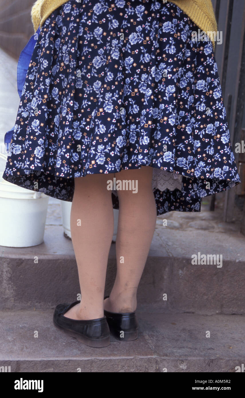 Skirt woman hi-res stock photography and images - Alamy