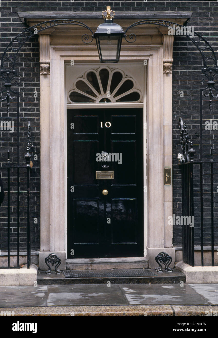 10 Downing Street Ten London Prime Minister front door British home residence Stock Photo
