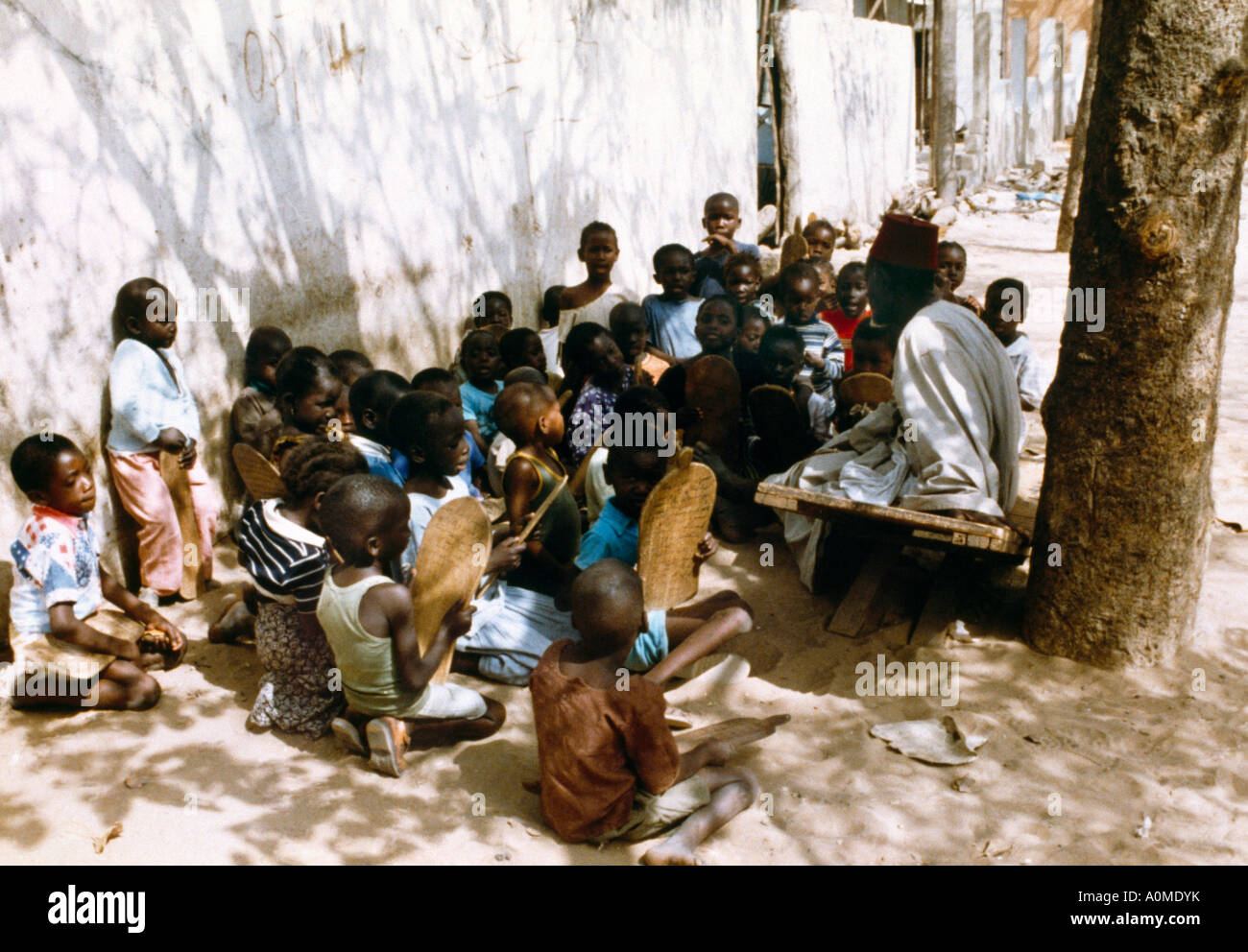 Outdoor school class africa hi-res stock photography and images - Alamy