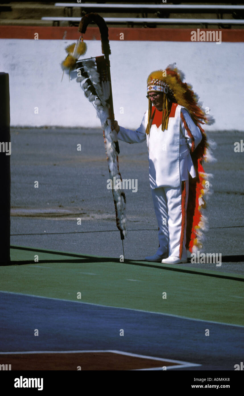 Washington redskins indian headress costume outfit mascot half time show Stock Photo