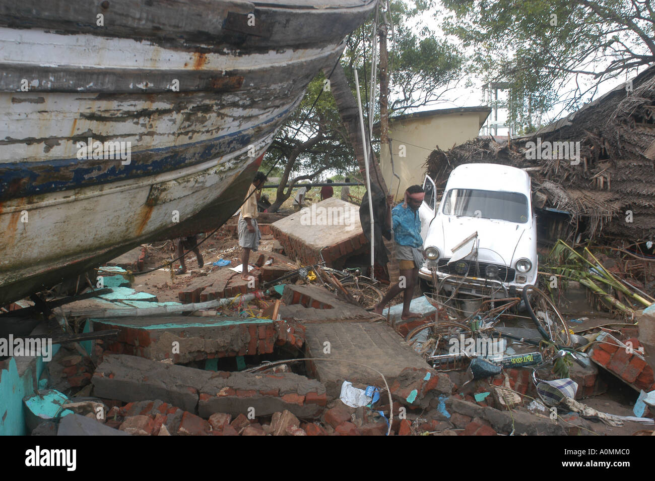 MPD92681 Damage by natural disaster Tsunami earthquake on sea floor Nagapattinum Velankanni Tamil Nadu Indian Ocean Indi Stock Photo