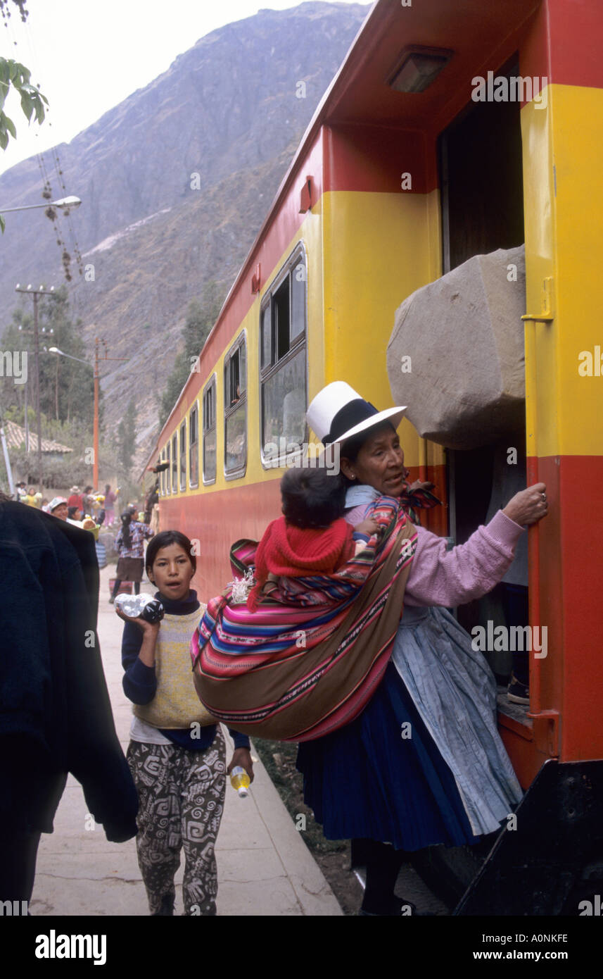 Macchu picchu person hi-res stock photography and images - Alamy