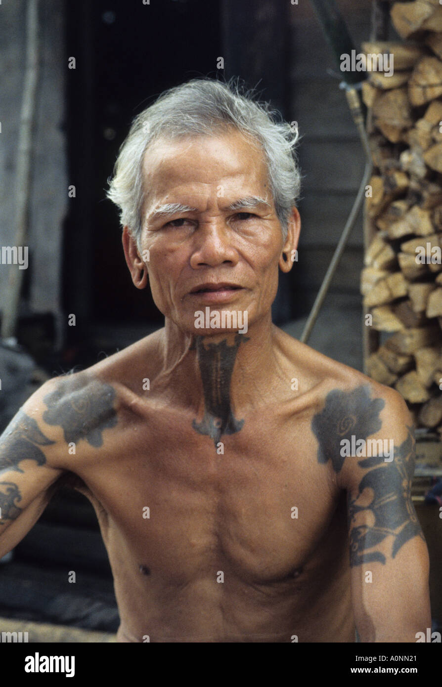Common Borneo Tattoo Motifs Kelingai Kala Lipan Kayip Kowit And Urang Dayak Impressions