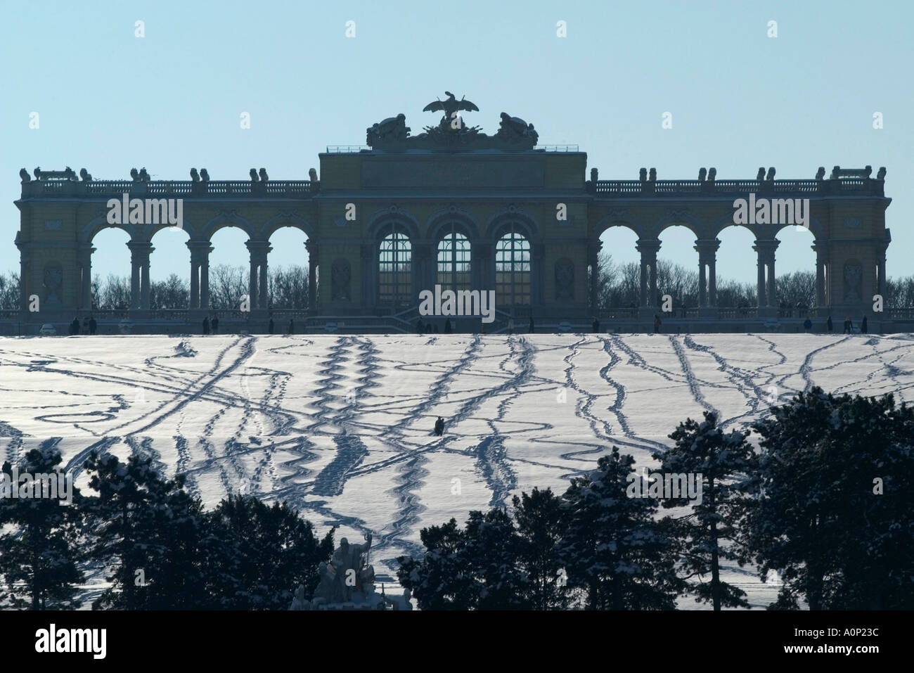 monument Gloriette at Schönbrunn castle Stock Photo - Alamy