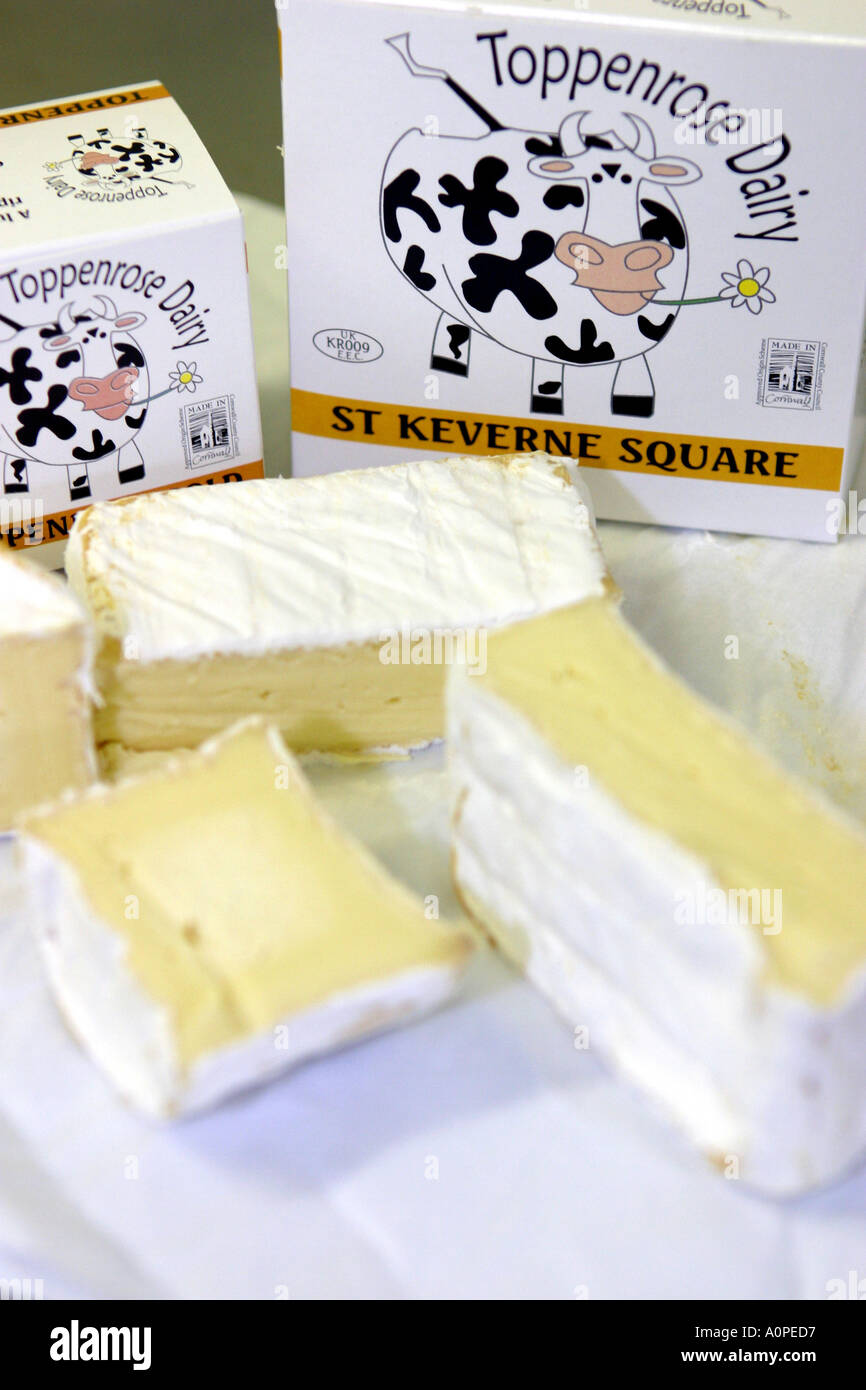 Toppenrose Gold and St Keverne Square cheeses Toppenrose Dairy Trenance Nr St Keverne Cornwall UK Stock Photo