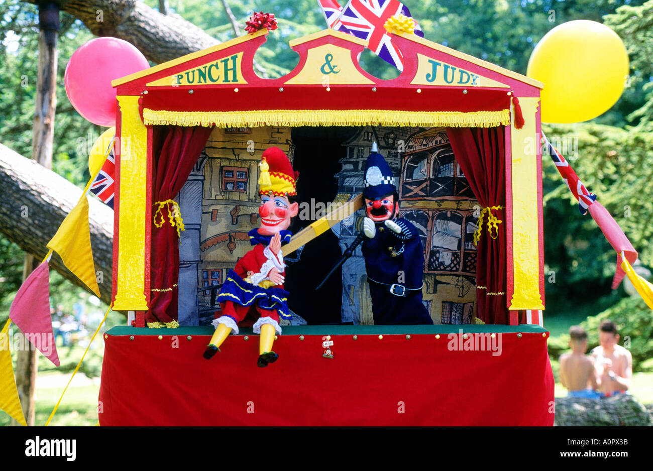 Punch And Judy Booth Brown Stock Illustration - Download Image Now