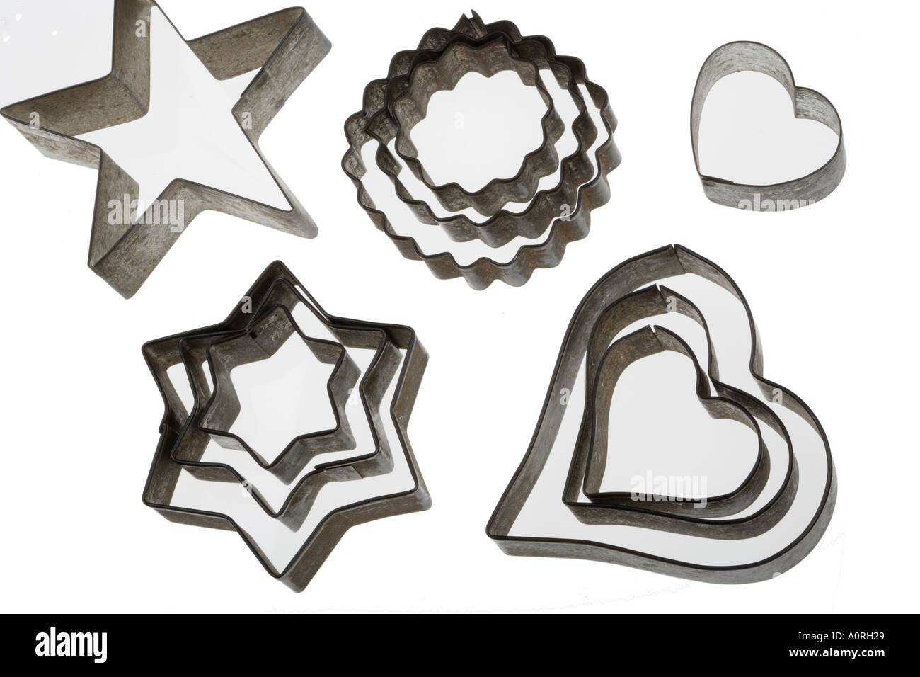 Pastry shape cutters stars hearts and crinckle edges Stock Photo Alamy