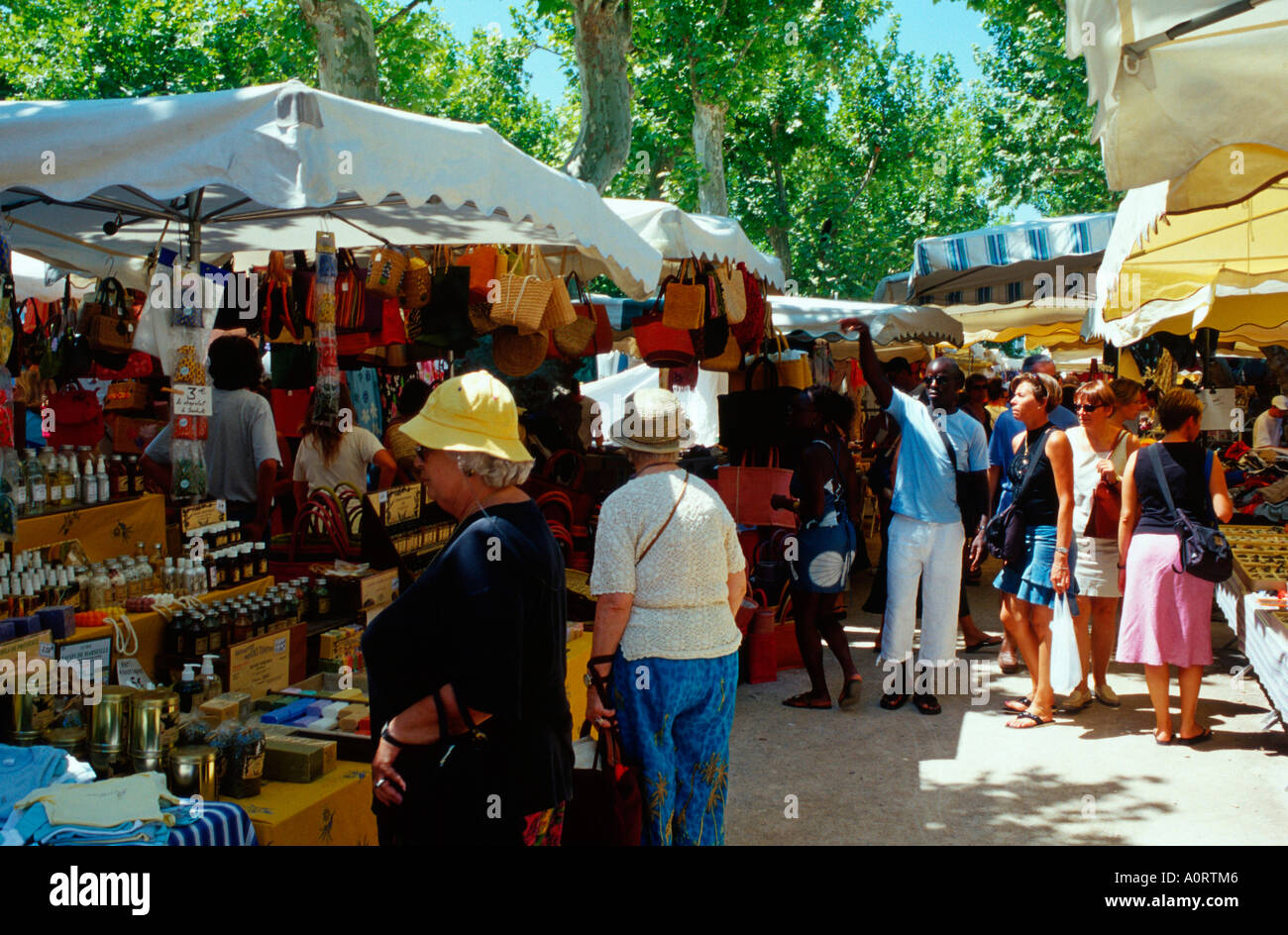 Place Des Lices Saint Tropez Hi res Stock Photography And Images Alamy place-des-lices-saint-tropez-hi-res-stock-photography-and-images-alamy