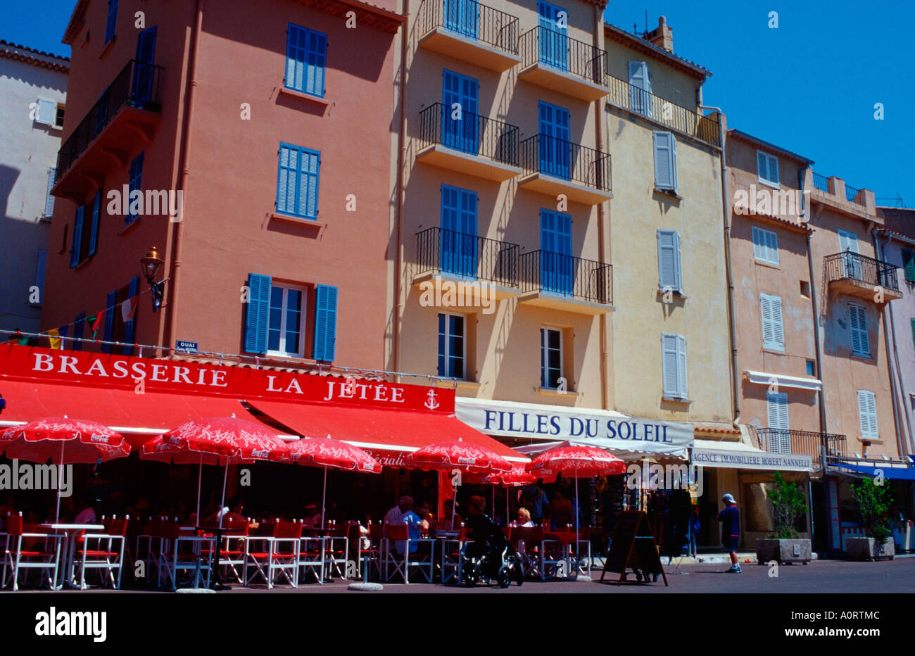 Cafe saint tropez hi-res stock photography and images - Page 3 - Alamy