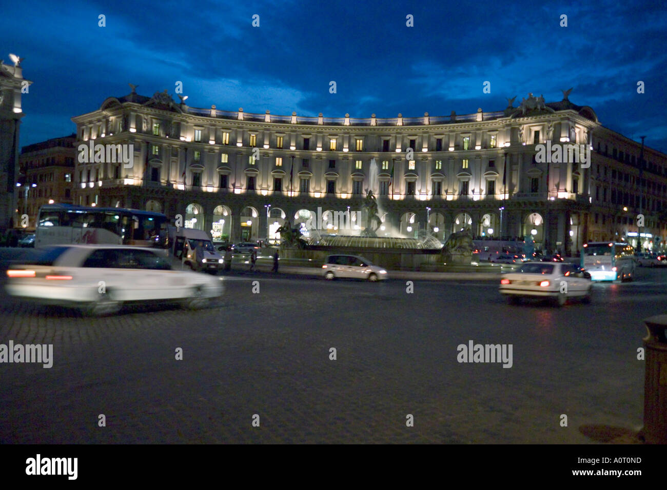 Rome / Piazza della Repubblica Stock Photo - Alamy