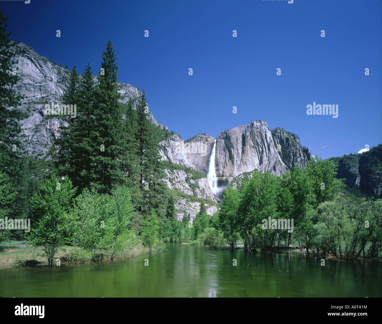Merced river Yosemite National Park World Heritage Stock Photo - Alamy