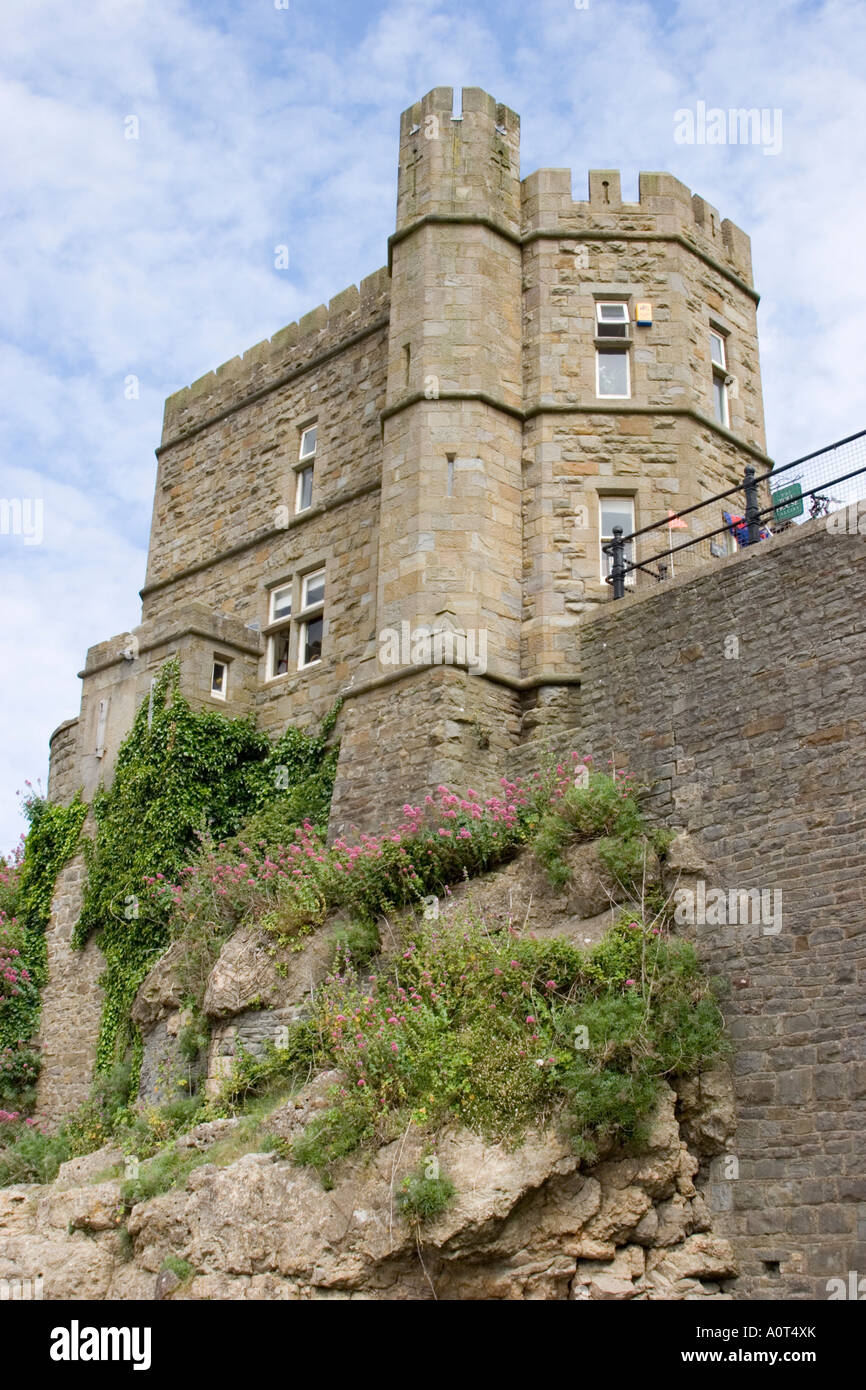Building at entrance to Clevedon Pier in Somerset Stock Photo