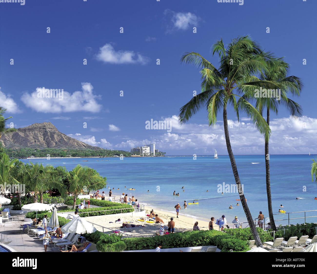 Waikiki Beach Diamond Head Stock Photo - Alamy